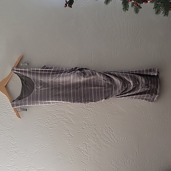 Athleta Ruched Dress Size XS - Picture 2 of 4